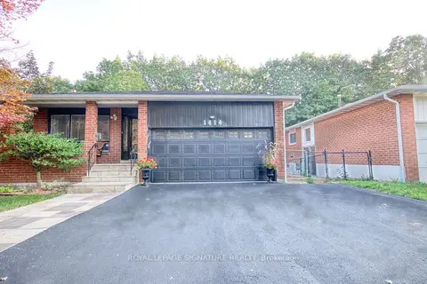 1414 Harmsworth Square