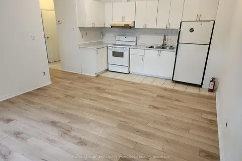 1400 Queen Street W 3