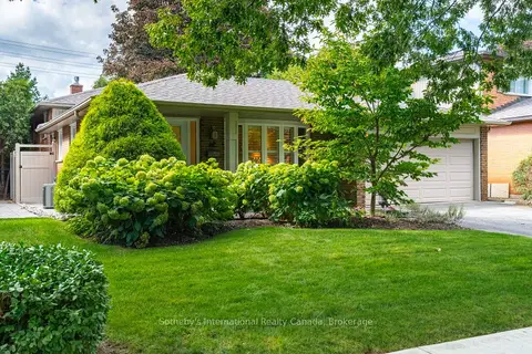 885 Fletcher Valley Crescent