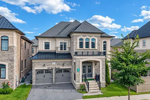 32 Viva Gardens