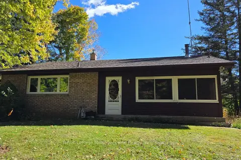 4202 15 Side Road