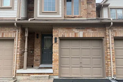 31 Alderbrook Place