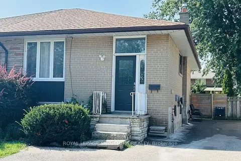 2551 Padstow Crescent UPPER