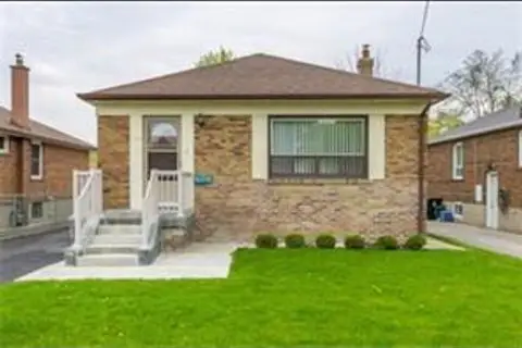 918 Islington (Bsmnt) Avenue