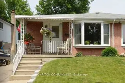 566 Chantenay Drive Upper