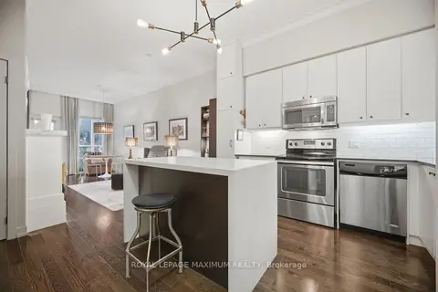 8 Fieldway Road 104