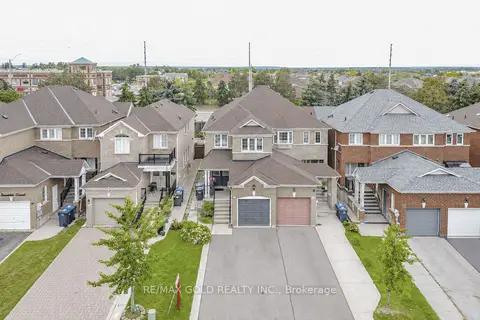 36 Summerdale Crescent