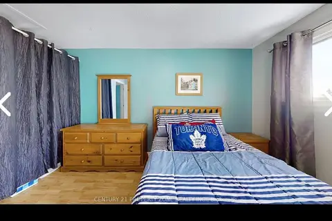 3 Collins Crescent Room 1