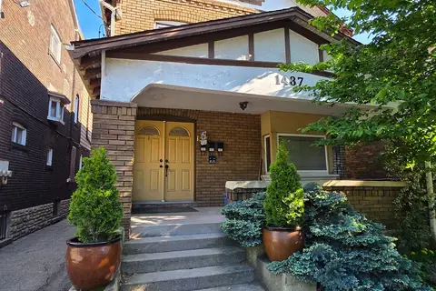 1487 King Street W 103 - Upper