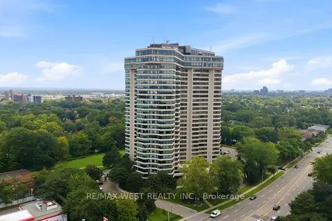 1300 Bloor Street 504