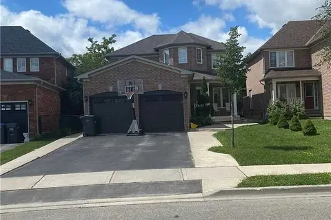 37 Snow Leopard Court Upper