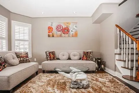 50 Sweetwood Circle W