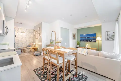 25 Neighbourhood Lane 812