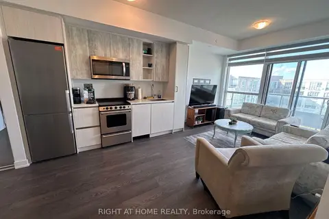 251 Manitoba Street 1411