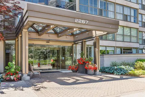 2267 Lake Shore Boulevard W 1304