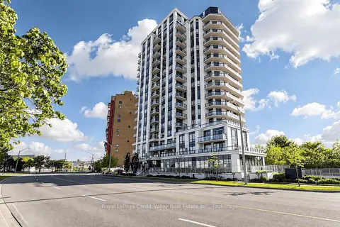 840 Queens Plate Drive 1103