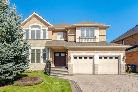 13 Dokkum Crescent