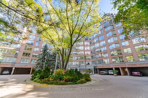 1 Ripley Avenue 816
