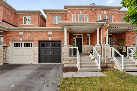 3231 Stoney Crescent