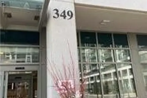 349 Rathburn Road W Ph203