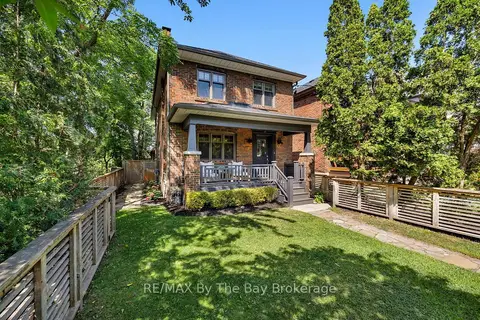 44 Rambert Crescent
