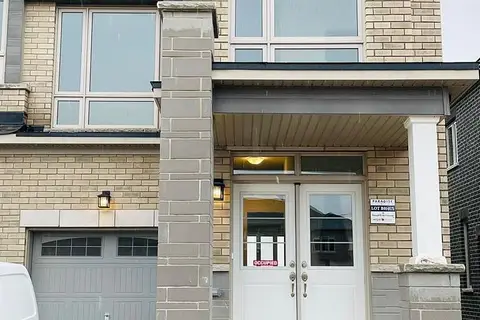 20 Donald Ficht Crescent MAIN & 2ND