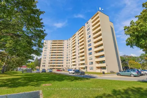 700 Dynes Road 1111