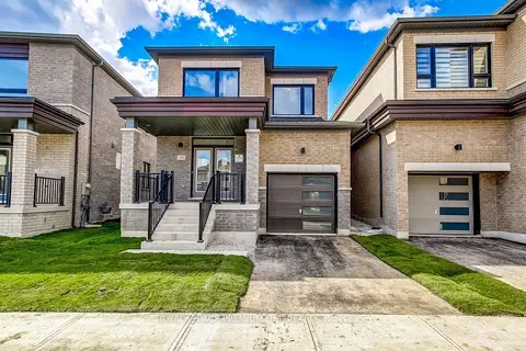 393 Kennedy Circle W
