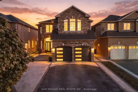 3263 Crimson King Circle