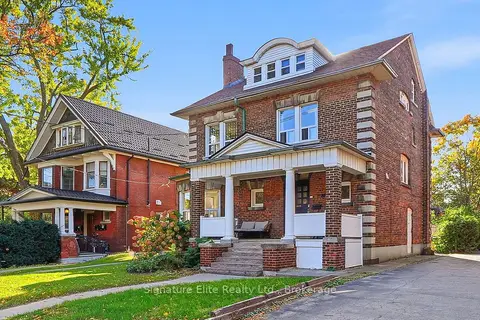 272 Roncesvalles Avenue