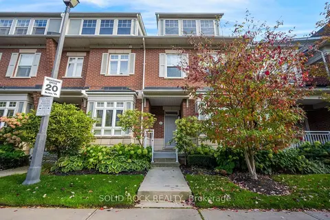 13 Compass Way