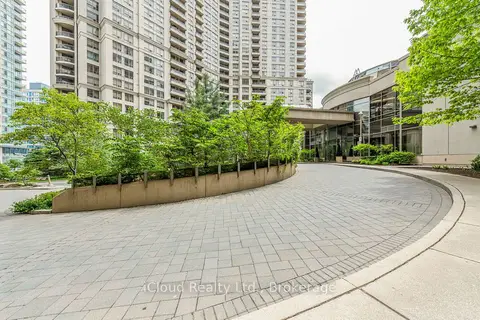3888 Duke Of York Boulevard 2521