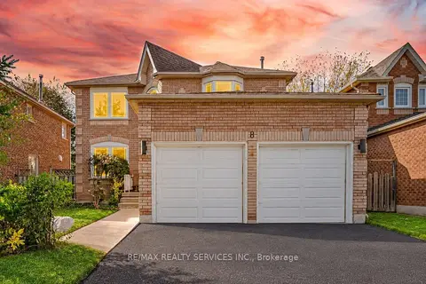 8 Gardenia Way