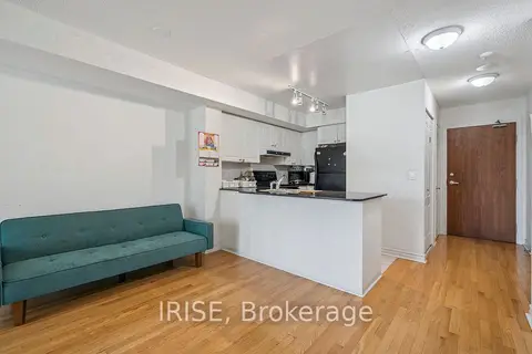 33 Elm Drive 411