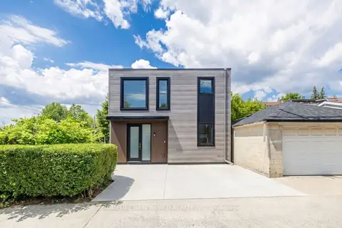 679 Gladstone Avenue Laneway