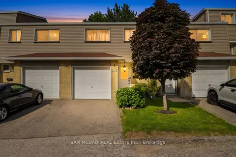 400 Mississauga Valley Boulevard 157