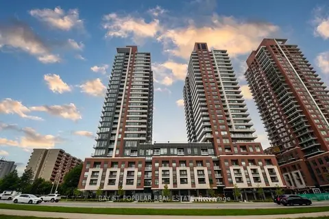 4010 Eglinton Avenue W 2017