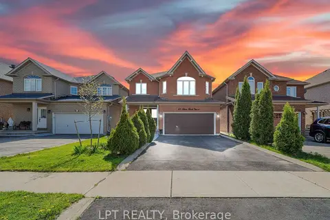83 River Rock Crescent