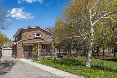 1052 Glengrove Avenue