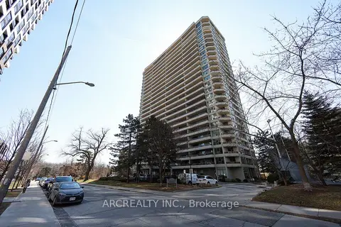 50 Quebec Avenue 2401