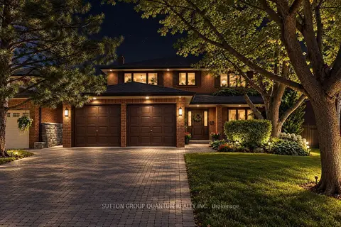 5254 Charnwood Crescent