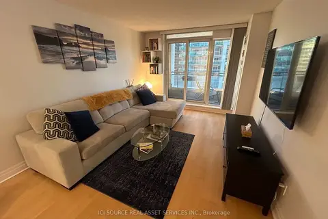 2121 Lake Shore Boulevard W 915