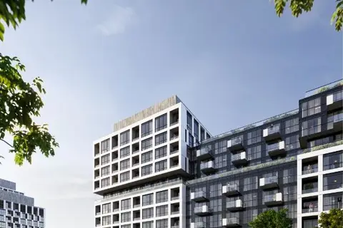 1037 The Queensway 402
