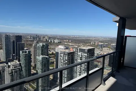 448 Burnhamthorpe Road W 5804