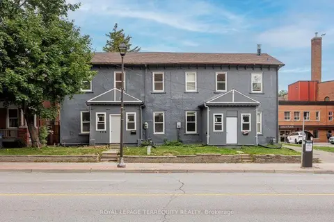 164 Main Street N Flat #1