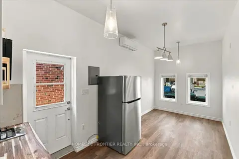 99 Regent Road unit 2