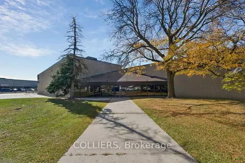 895 Fenmar Drive