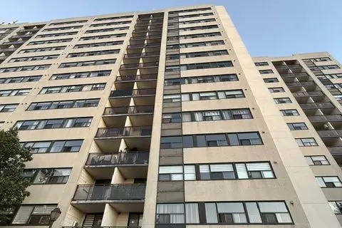 2900 Battleford Road 211