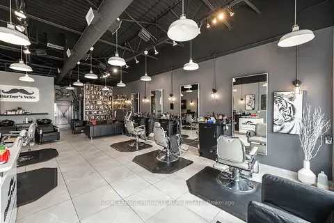 3700 Eglinton Avenue W 63