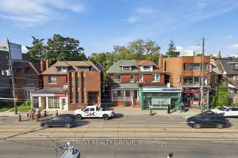2279 Dundas Street W 2nd & 3rd Floor